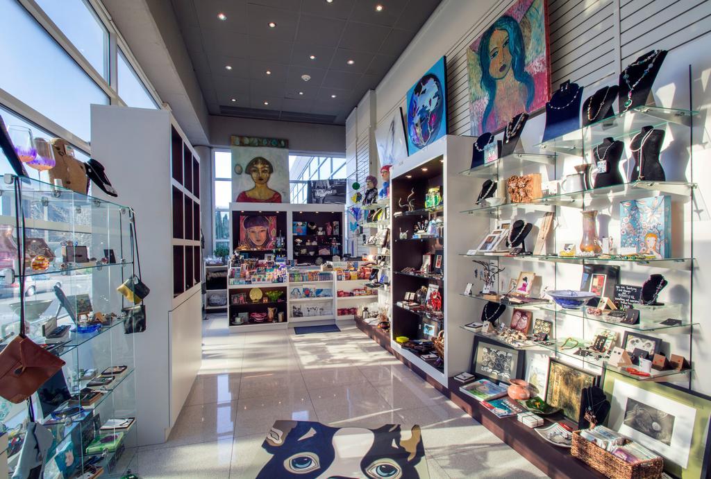 فندق مورانو، أحد فنادق بروفينانس تاكوما، واشنطن المظهر الخارجي الصورة A store in Madrid